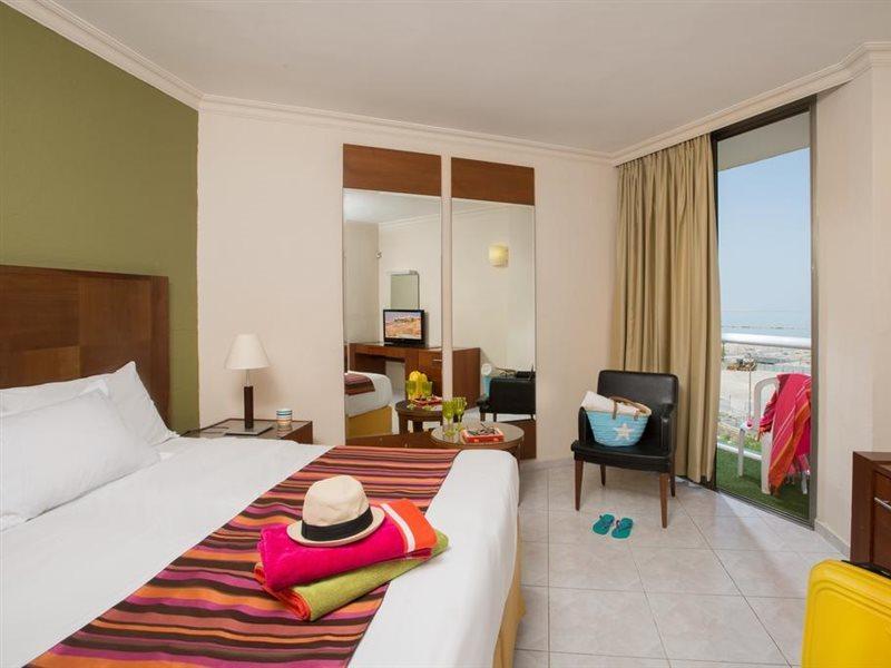 Leonardo Inn Hotel Dead Sea Ein Bokek Bagian luar foto